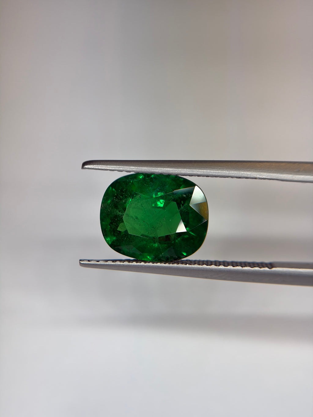 Tsavorite Garnet 5.28ct